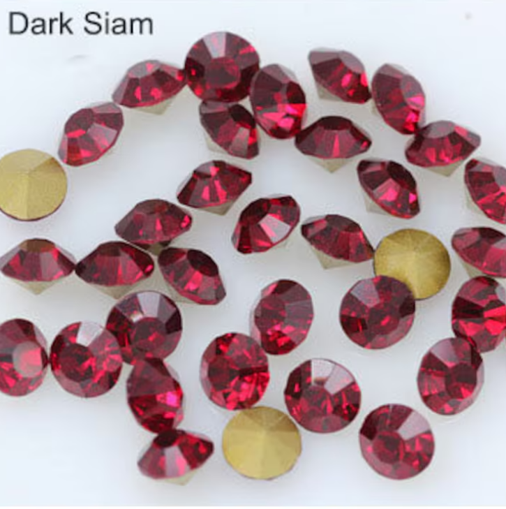 Mehroon Color Chatons / Rhinestone