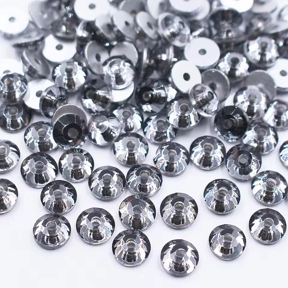 GRAY COLOR CENTER HOLE BETAKI / RHINESTONE
