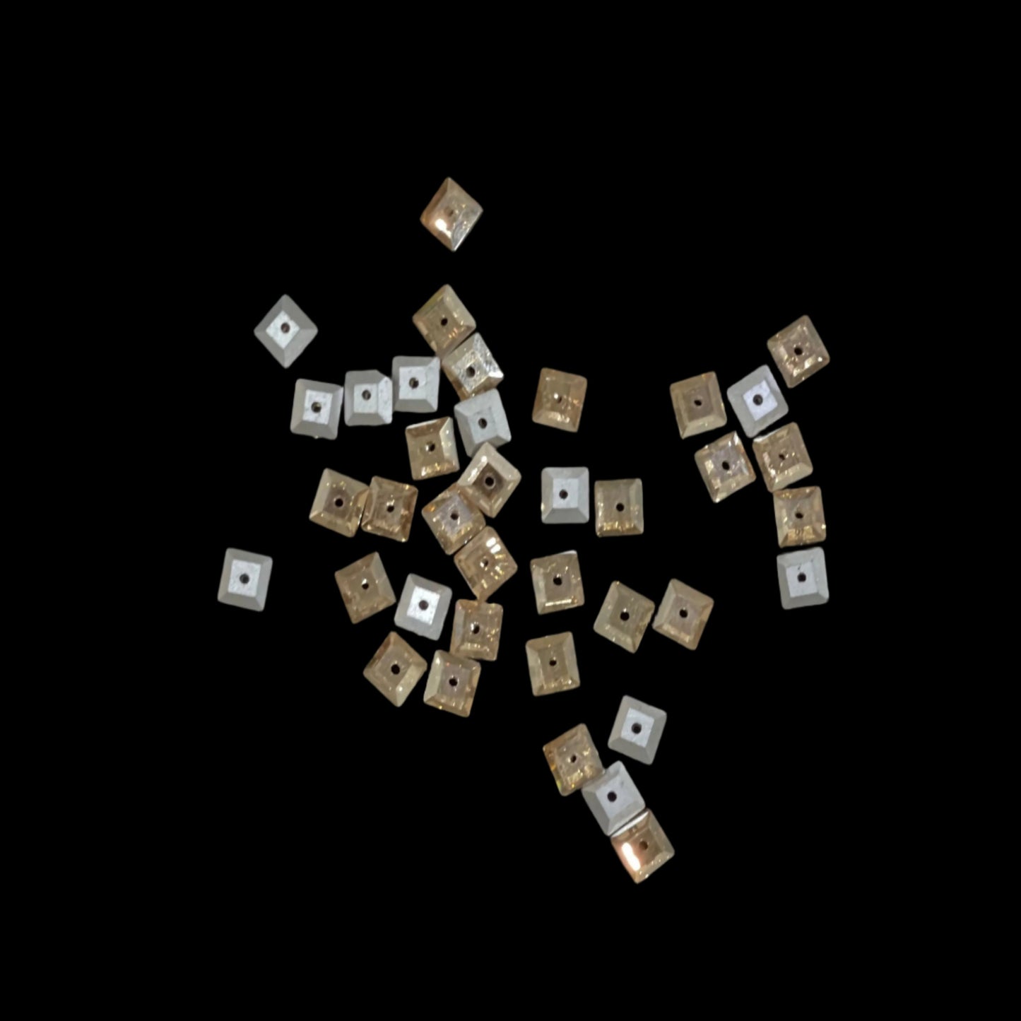 GOLDEN SHADOW COLOR CENTER HOLE CRSYTAL SQUARE